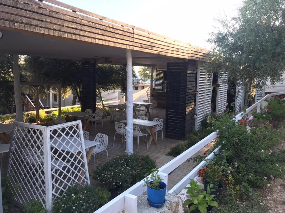 Albanian Garden Otel Gjilek Dış mekan fotoğraf